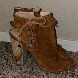 Chinese laundry booties